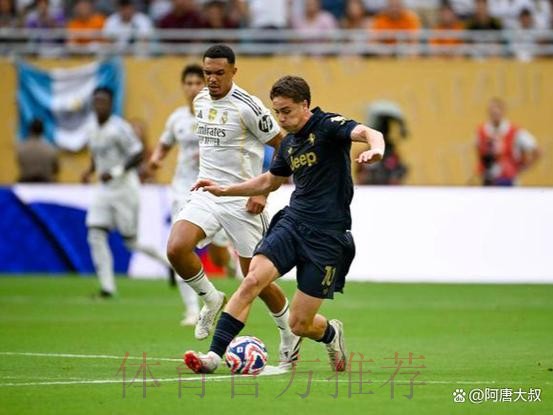 记者:阿扎尔在皇马的未来并不确定 尤文有兴趣 记者:阿扎尔在皇马的未来并不确定 尤文有兴趣