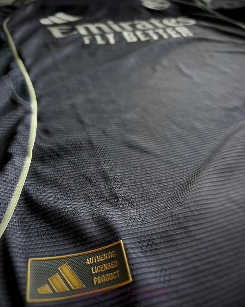 马卡：皇马本轮球衣将被拍卖 善款捐皇马基金会